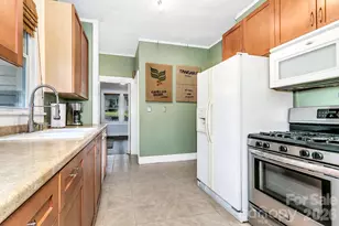 5 Main St, Asheville, NC 28803 - Photo 16