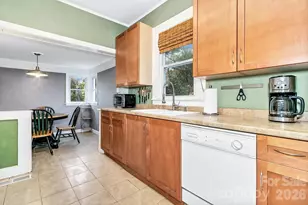 5 Main St, Asheville, NC 28803 - Photo 18