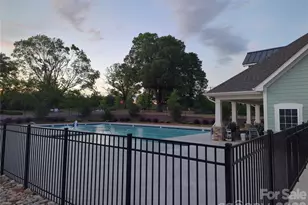 1140 Bigelow St, Charlotte, NC 28269 - Photo 24