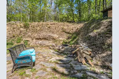 170 Old Mountain Pass, Hendersonville, NC 28792 - Photo 22