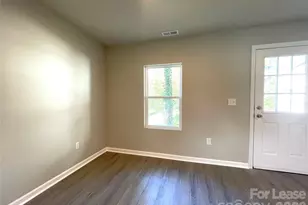 706 Hillside St, Kannapolis, NC 28083 - Photo 4