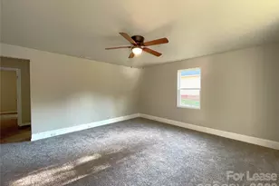 706 Hillside St, Kannapolis, NC 28083 - Photo 6
