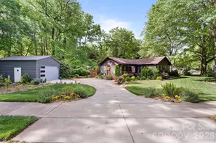6129 Old Meadow Rd, Mint Hill, NC 28227 - Photo 2