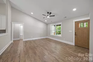 253 Crestview Acres Rd, Statesville, NC 28677 - Photo 4