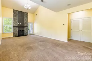 9622 Springholm Dr, Charlotte, NC 28278 - Photo 12