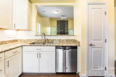 9622 Springholm Drive, Charlotte, NC 28278 - Photo 8