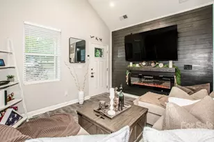 1206 8th St, Statesville, NC 28677 - Photo 4