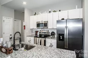 1206 8th St, Statesville, NC 28677 - Photo 6