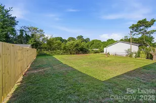 1019 Carmel Dr, Gastonia, NC 28056 - Photo 6