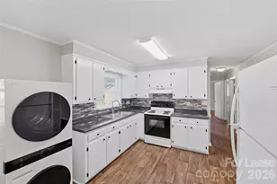 1019 Carmel Dr, Gastonia, NC 28056 - Photo 14