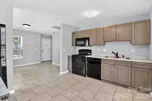 3335 Avalon Ave, Charlotte, NC 28208 - Photo 14