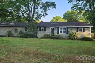18029 Whispering Oaks Dr, Cornelius, NC 28031 - Photo 2