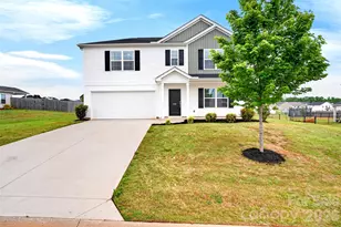 7061 Luna Mae Ct, Boiling Springs, SC 29316 - Photo 2