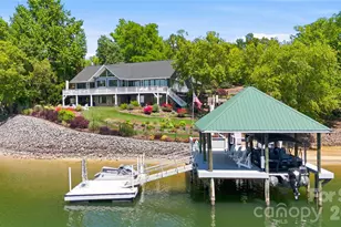 17812 Wilbanks Dr, Charlotte, NC 28278 - Photo 2
