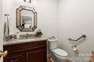 17 Crooked Oak Ct, Hendersonville, NC 28791 - Photo 34