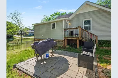 92 Saint Charles Avenue NE, Concord, NC 28025 - Photo 8