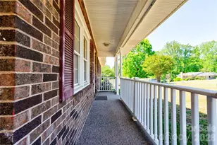 508 Lee Dr, Shelby, NC 28152 - Photo 2