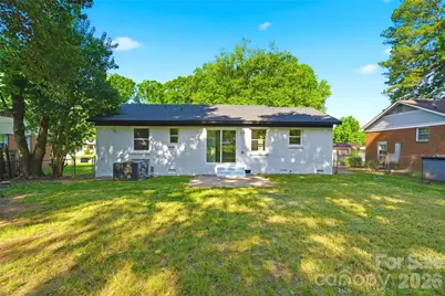 6126 Amberly Lane, Charlotte, NC 28213 - Photo 28