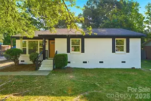 6126 Amberly Ln, Charlotte, NC 28213 - Photo 1