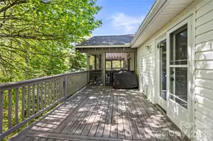 1801 Riverview Ct, Hendersonville, NC 28739 - Photo 18