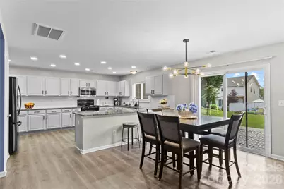 10510 Hawick Court, Charlotte, NC 28278 - Photo 6