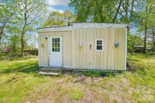 235 Gull Ave, East Flat Rock, NC 28726 - Photo 20
