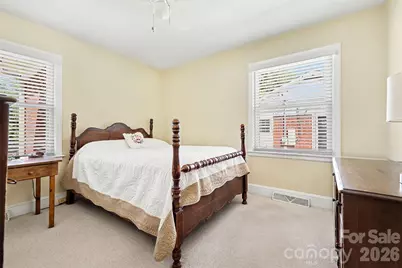 2240 Ashley Road, Charlotte, NC 28208 - Photo 20