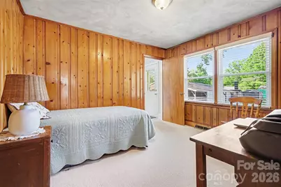 2240 Ashley Road, Charlotte, NC 28208 - Photo 18
