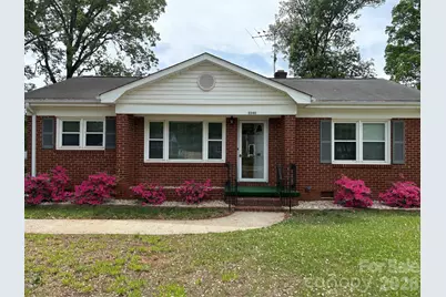 2240 Ashley Road, Charlotte, NC 28208 - Photo 2
