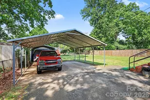 2240 Ashley Rd, Charlotte, NC 28208 - Photo 24