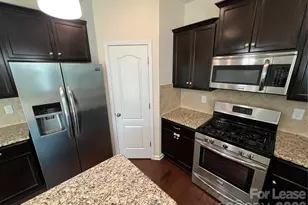 10374 Rutledge Ridge Dr, Concord, NC 28078 - Photo 6