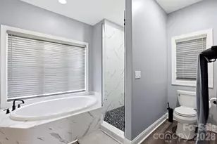141 N Crab Meadow Dr, Hendersonville, NC 28739 - Photo 18