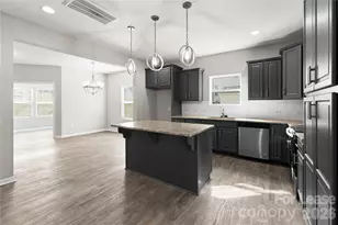 1211 Laurel Woods Dr, Gastonia, NC 28052 - Photo 14