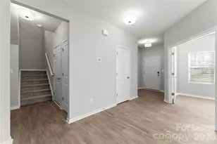 1211 Laurel Woods Dr, Gastonia, NC 28052 - Photo 10