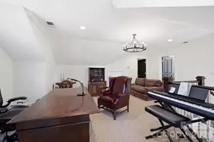 309 Hempstead Pl, Charlotte, NC 28207 - Photo 34