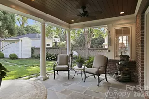 309 Hempstead Pl, Charlotte, NC 28207 - Photo 38