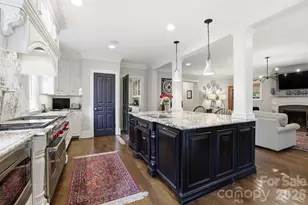 309 Hempstead Pl, Charlotte, NC 28207 - Photo 16