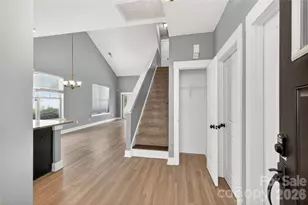 3841 Willow Green Pl, Charlotte, NC 28206 - Photo 4