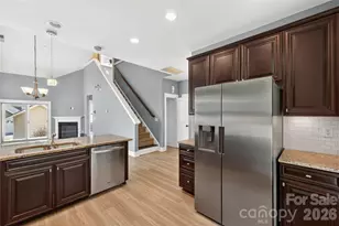 3841 Willow Green Pl, Charlotte, NC 28206 - Photo 8