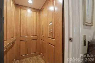 2044 Queens Rd W, Charlotte, NC 28207 - Photo 6