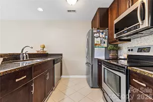 719 Southwest Dr, Davidson, NC 28036 - Photo 8