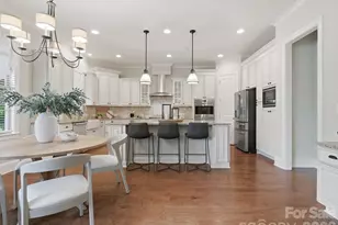 1003 Desborough Dr, Matthews, NC 28104 - Photo 16