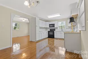 605 E Boston Ave, Bessemer City, NC 28016 - Photo 6