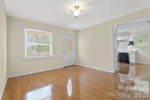605 E Boston Ave, Bessemer City, NC 28016 - Photo 4