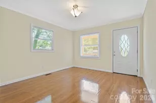 605 E Boston Ave, Bessemer City, NC 28016 - Photo 12