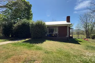 1582 Dutch Cove Rd, Canton, NC 28716 - Photo 2