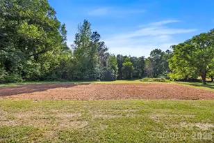 1206 S Point Rd, Belmont, NC 28012 - Photo 2