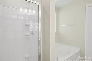 317 Rook Rd, Charlotte, NC 28216 - Photo 26