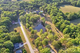 1171 Hilldale Dr, Lancaster, SC 29720 - Photo 2