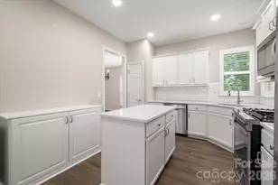 6056 Great Basin Ln, Fort Mill, SC 29707 - Photo 8